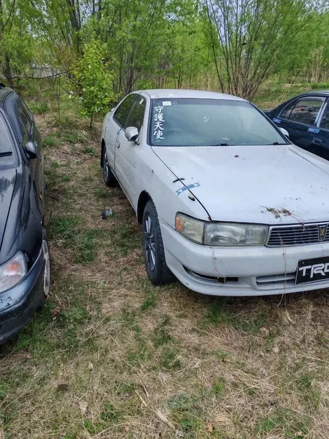 Автомобиль марки Toyota Cresta, г/н A249CC79 ,1982 г.в., № кузова GX903119952 , цвет серый