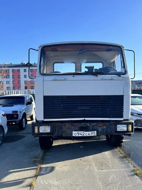 Автомобиль МАЗ-5551