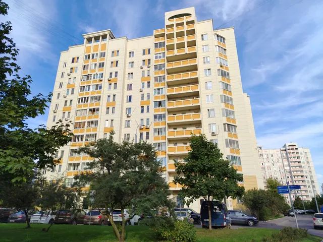 Продажа имущества, находящегося в собственности города Москвы: жилое помещение по адресу: г. Москва, ул. Святоозерская, д. 5, кв. 178, общей площадью 82,8 кв. м. (Этаж № 2), кадастровый номер: 77:03:0010008:5536