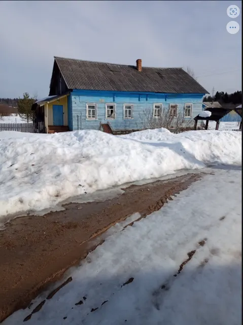 здание нежилое  с кадастровым номером 35:09:0201037:100 площадью 124,1 кв.м.,  с земельным участком с кадастровым номером 35:09:0201037:5 площадью 808 кв.м., расположенных по адресу: Вологодская область, р-н Нюксенский, с/с Берёзовский, д Берёзово, ул Луговая, д 16, разрешенное использование: для служебных целей, категория земель: земли населенных пунктов;