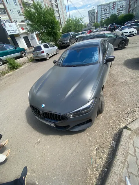Легковой автомобиль седан ВМW 840D ХDRIVE, 2021 г.в., г/н C506УТ124, VIN WBAGW41010CH07836, номер кузова WBAGW41010CH07836, номер двигателя B57D30B60946372, цвет серый. Начальная цена продажи 9 795 502 руб., в т.ч. НДС 1766402 руб. Задаток 1469330 руб.