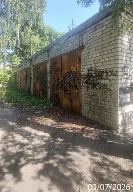 Нежилое здание (ЗДАНИЕ ГАРАЖА)(количество этажей 1, в том числе подземных 0) общей площадью 128,0 кв.м, кадастровый номер 52:18:0080009:380, с земельным участком общей площадью 596 кв.м, кадастровый номер 52:18:0080009:2092, по адресу: Нижегородская область, г Нижний Новгород, р-н Приокский, ул Терешковой, д 5Б