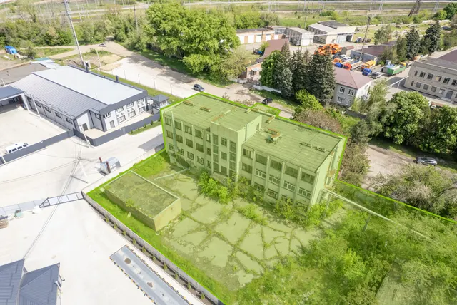 Продажа находящихся в федеральной собственности объектов недвижимого имущества общей площадью 1 681,7 кв. метра (кадастровые номера: 23:50:0301002:166, 23:50:0301002:167), одновременно с находящимся в федеральной собственности земельным участком площадью 2 251 кв. метр (кадастровый номер 23:50:0301002:4), на котором расположены такие объекты недвижимого имущества, по адресу: Краснодарский край, Тихорецкий район, город Тихорецк, улица Парковая, 2а.