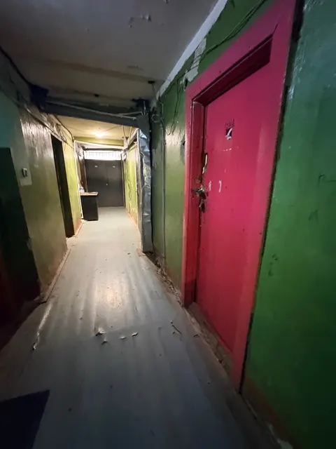 Жилое помещение, площадью 10,5 кв. м, расположенное по адресу: Чувашская Республика, г. Новочебоксарск, ул. Коммунистическая, д. 35, кв. 324, кадастровый №21:02:010212:306