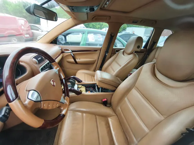 Легковой автомобиль PORSCHE CAYENNE DIESEL г.р.з. Р399ТВ199 VIN WP1ZZZ9PZALA23557