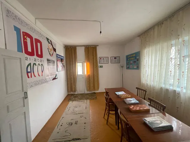 Объект аренды, площадь 56,05 кв. м., номера на поэтажном плане 1 этажа: 1, 11, 12, адрес (местонахождение) объекта: Республика Дагестан, р-н Буйнакский, с Эрпели