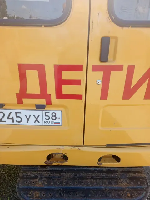 Школьный автобус российского производства.  Марка/модель: ГАЗ-322121 (Вместимость 10-12 человек, задний привод, стандартное исполнение) Автобус специальный для перевозки детей VIN X96322121L0883422, шасси (рама) отсутствует, кузов 322121L0629241, модель и номер двигателя *А27500*К0901410*, цвет желтый, год выпуска 2019, ПТС 52РЕ722049 выдан 16.09.2019 ООО «Автозавод «ГАЗ», экологический класс пятый