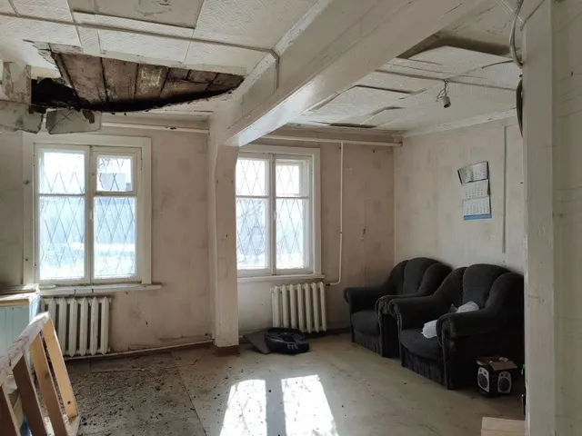 Нежилое здание. Площадь здания 382,2 кв.м., кадастровый номер 38:25:020101:630