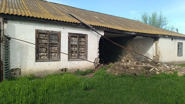 Земельный участок с кадастровым номером 05:03:070028:168, реестровым номером: П11050001411, с расположенным на нем объектом недвижимого имущества с кадастровым номером 05:03:000006:12, реестровым номером П12050003368, по адресу: Республика Дагестан, р-н Ногайский, с. Кумли. По итогам продажи, будет произведен перерасчет НДС с 20% на 22% в соответствии с действующим законодательством.