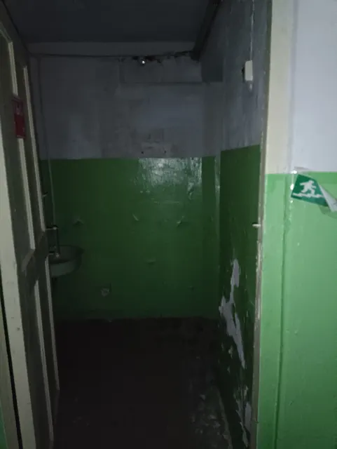 Нежилое помещение (подвал) общей площадью 168,4 кв. м, расположенное по адресу: Волгоградская область, г.Михайловка, ул. Б. Хмельницкого, дом № 11, пом. 2.