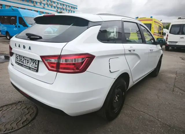 Продажа транспортного средства Легковые автомобили LADA VESTA (VIN) XTAGFK110LY403795