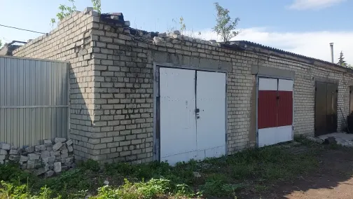 земельный участок, РНФИ П11160024222, кадастровый номер: 73:21:200302:290, площадью 30 кв.м, адрес объекта: Российская Федерация, Ульяновская область, Чердаклинский район, р.п. Чердаклы, ул. Октябрьская, с расположенным на нем объектом недвижимого имущества: помещение гаража кирпичного, РНФИ П12160008312, кадастровый номер: 73:21:200101:659, площадью 23,3 кв.м, адрес объекта: Ульяновская область, р-н Чердаклинский, р.п. Чердаклы, ул. Октябрьская