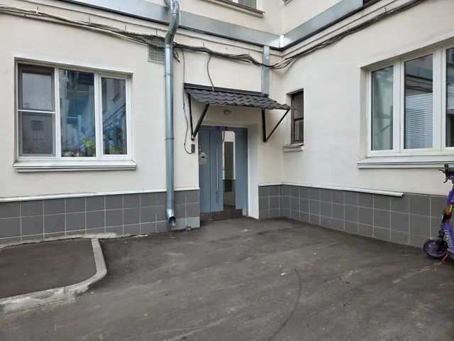 Продажа имущества, находящегося в собственности города Москвы: жилое помещение по адресу: г. Москва, ул. Правды, д. 1/2, кв. 93,  общей площадью 47 кв. м. (Этаж № 1), кадастровый номер: 77:09:0004020:3577