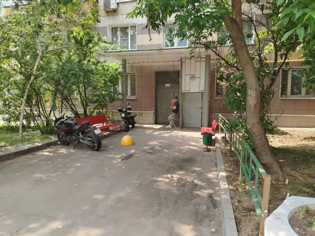 Продажа имущества, находящегося в собственности города Москвы, нежилое помещение по адресу: г. Москва, ул. Новохохловская, д. 4, площадью 146,4 кв. м. (Этаж № 1), кадастровый номер: 77:04:0001020:5831