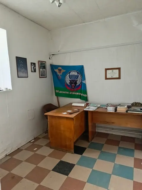 Нежилое помещение, площадь 113,9 кв.м., этаж: подвал, кадастровый номер 66:17:0802003:408, назначение: нежилое, расположенное по адресу: Свердловская область, г. Нижняя Тура, ул.Машиностроителей, д. 28