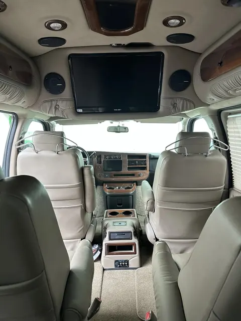 Автотранспортное средство CHEVROLET EXPRESS