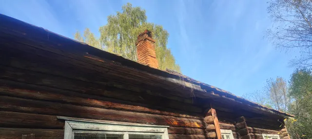 Нежилое здание (здание спортзала) общей площадью 157,1 кв.м., в деревянном исполнении, 1973 год постройки, кадастровый номер 44:05:030105:116, с одновременным отчуждением земельного участка, необходимого для его эксплуатации, общей площадью 372,0 кв.м., кадастровый номер земельного участка 44:05:030105:115, по адресу: Костромская область, Кадыйский район, д.Котлово, ул.Кадыйская, д.8а