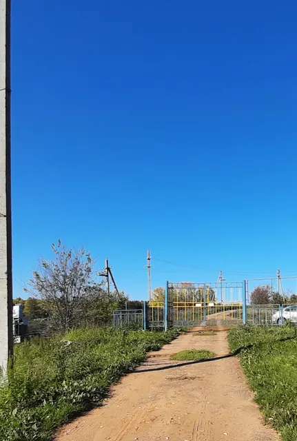 Земельный участок общей площадью 15558 кв.м., кадастровый номер 18:04:006001:2849, с расположенным  на нем комплексом недвижимого имущества, по адресу: Удмуртская Республика, Воткинский район, 26 км. автодороги Воткинск-Степаново».