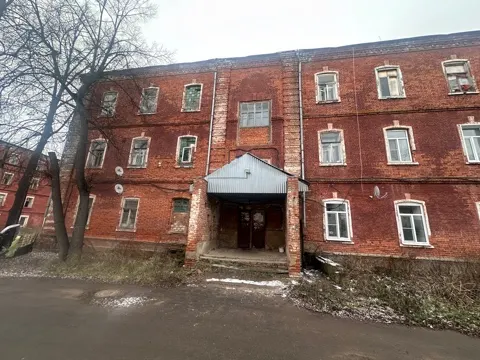 Нежилое помещение площадью 153,7 кв.м., с кадастровым номером 37:25:040603:382, расположенное по адресу: Ивановская область, г. Кинешма, ул. Веснина, д. 5, пом. 1002