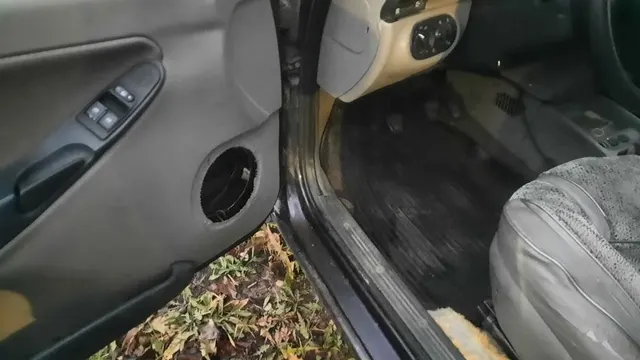 Автомобиль ЛАДА 111730 ЛАДА КАЛИНА, 2009 г.в., г.р.з. К298НН29, VIN XTA11173090038719, 1 шт. + Мопед Alpha Sabur, без г.р.з., не зарегистрирован в подразделении Госавтоинспекции, VIN LRYPCHL67B0079565, 1 шт. + Автомобиль легковой комби (хэтчбек) Лада 217230 Лада Приора, 2010 г.в., г.р.з. О824ВВ29, VIN XTA2172300A0101784, 1 шт. Единый лот. Реализация по прямому назначению. Сопроводительные документы отсутствуют.