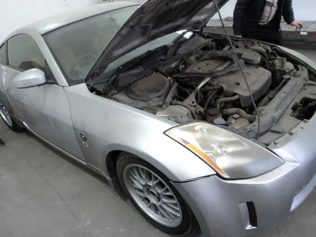 Транспортное средство марки «NISSAN FAIRLADY Z», 2003 года выпуска, номер кузова  «Z33-016247», регистрационный номерной знак F089SVK.