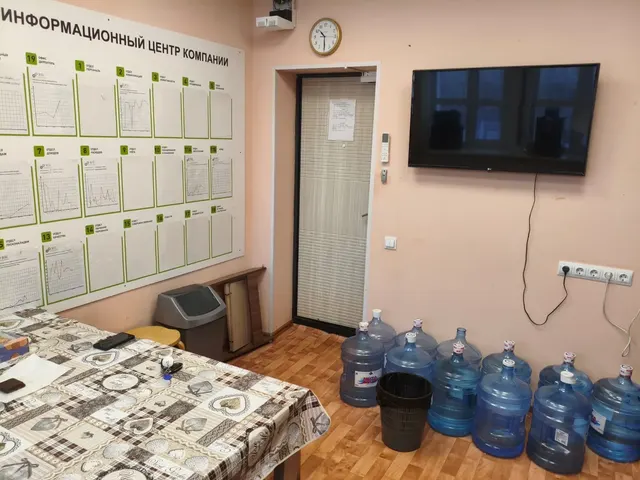 На право заключения договора аренды нежилого помещения 3 эт № 142, площадью 13,0 кв.м, расположенного в помещении с к/н 66:41:0106134:1608, по адресу: Свердл обл, г Екатеринбург, ул Культуры, д 2/пр-т Орджоникидзе, д 1, являющегося ОКН областного значения «Дом технической учёбы Уралмашзавода» сроком на 5 лет, находящегося в государственной собственности Свердловской области, закрепленного на праве оперативного управления за ГКУ СО «Распорядительная дирекция Мингосимущества Свердловской области"