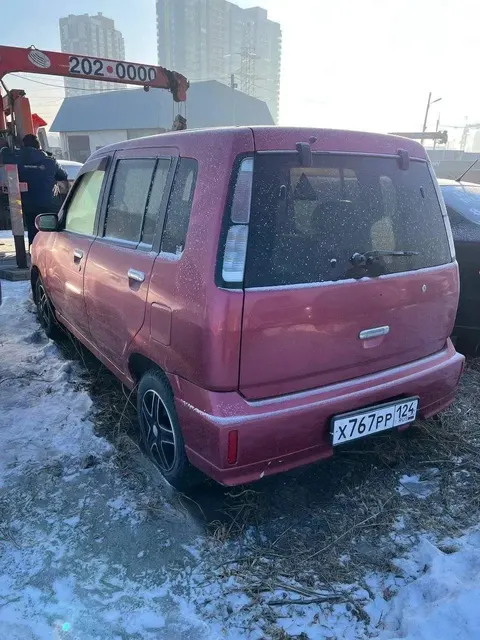Легковой автомобиль NISSAN Cube, 2001г.в., г/н X767PP124, VIN отсутствует, номер кузова AZ10257360, номер двигателя CGA3 160728, цвет розовый. Начальная цена продажи 164 900 руб. Задаток 24750 руб.