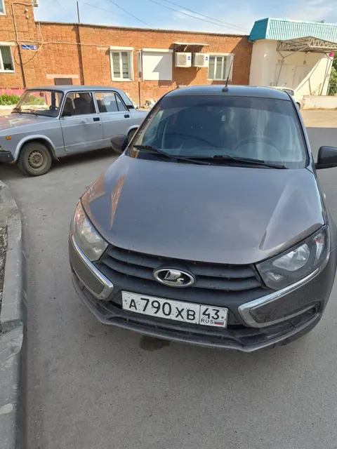 Легковой автомобиль марки LADA GRANTA, 2021 г.в., г/н А790ХВ43, цвет коричневый, VIN: XTA219110M0407216
