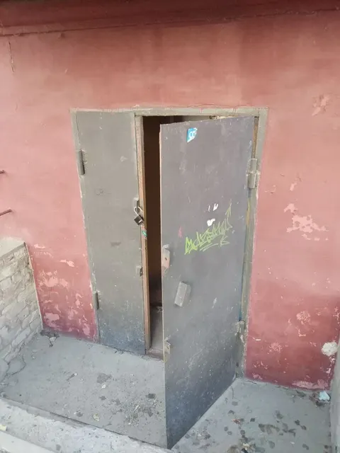Помещения цокольного этажа по ул.Александра Попова,д.2,пом.13, 14, 14а, 15, 20, 41, 43-47, 49, 50, кадастровый номер 16:50:050122:985,Площадь - 82,9 кв.м