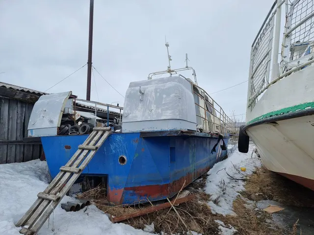 Катер Крайний Север грузопассажирский