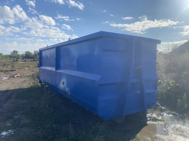 Автомобиль спец. назнач. с крюковым погрузчиком PALFINGER MT20_PI-SZ_0 (КАМАЗ 780637), 2020 года выпуска, цвет кузова оранжевый, мощность двигателя кВт/л, с. 294/399,7,  г/н А943ХХ123, прицеп-контейнеровоз для сменных кузовов типа мультилифт модель 780105,  сменный кузов для системы мультилифт – 9 шт.