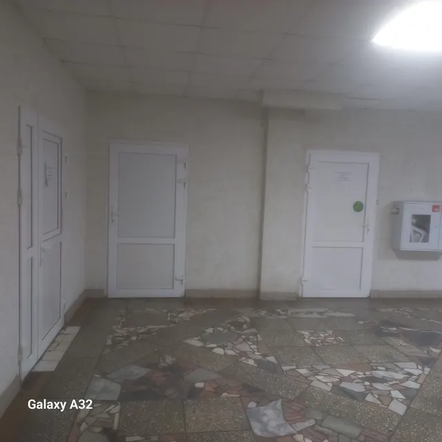 нежилое помещение,  общей площадью 17,4 кв. м., на втором этаже Автовокзала