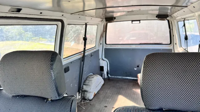 VOLKSWAGEN TRANSPORTER, 1999 г.в., гос. номер М694УЕ68, VIN WV2ZZZ70ZYH039762