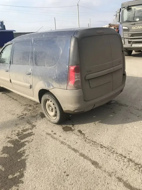 Грузовой фургон Lada FS035 Lada Largus, 2017г.в., г/н H025HC124, VIN ХТAFS035LH1021768, номер кузова ХТAFS035LH1021768, номер двигателя 3695871 цвет синий. Начальная цена продажи 577 090,50 руб., в т.ч. НДС 104065,50 руб. Задаток 86570 руб.