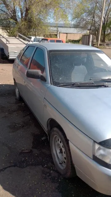 Автомобиль марки ВАЗ 21124 Лада 112, 2006 г/в, г/н Т 260 АУ 56, VIN XTA21124060393422, светло-серебристого цвета