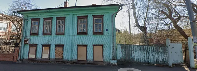 Нежилое здание с земельным участком г.Чистополь ул.К.Маркса д.39