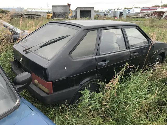 Реализация по прямому назначению: Автомобили: 1.ВАЗ 21070, г/н Р122ОН154, 2004 г.в, № кузова XTA21070041892928, 2. ВАЗ 2106, 2001 г.в, номер кузова ХТА21060014329272,2001 г.в,VIN:XTA211060014329272,3. ВАЗ 21093, , VIN XTA 21093023156160, кузов 20018467,4. ВАЗ 21101,г/н Р309КК154, 2005 г.в, № кузова XTA21101050812885, 5.ВАЗ 21053, г/н О118 ОУ 154 ,2007 г.в,№ кузова XTA21053082124131.