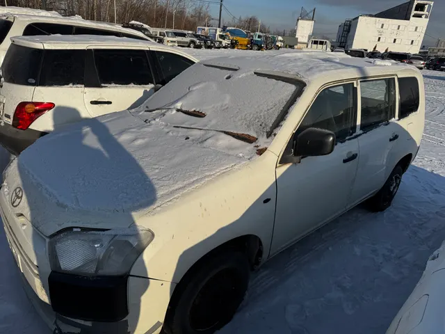 Автомобиль марки Toyota  Probox, Не на ходу (разукомплектован)