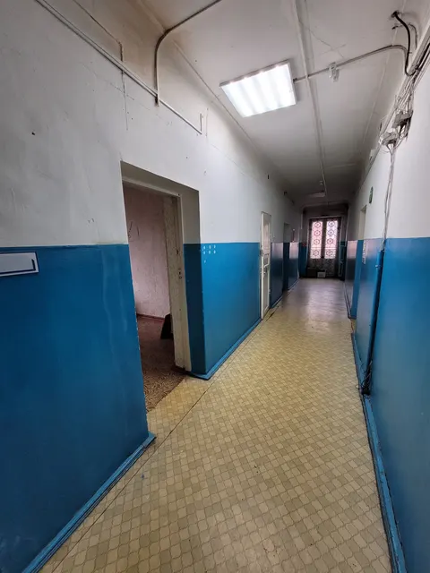 Право на заключение договора аренды нежилых помещений (номера на поэтажном плане: 4, 5, 12-14) с кадастровыми номерами 55:36:090301:14715, 55:36:090301:14709, 55:36:090301:14719, 55:36:090301:14704 общей площадью 56,9 кв. м. , расположенных на 2 этаже здания по адресу: г. Омск, ул. Братская, д.13.