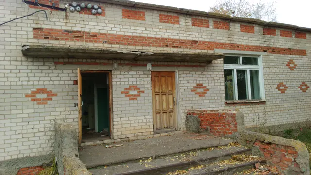 Нежилое здание, детский сад, площадью 463,6 кв.м., кадастровый номер: 16:42:060102:186, расположенное по адресу: Республика Татарстан, Чистопольский район, с. Кутлушкино, ул. Г.Исхакый, д.16 с земельным участком из земель населенных пунктов с кадастровым номером 16:42:060102:84, площадью 2468 кв.м., разрешенное использование: под общественную застройку
