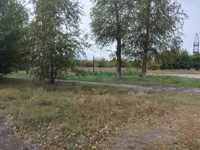 право на размещение нестационарного торгового объекта, за исключением нестационарного торгового объекта на базе транспортного средства: Ростовская обл., г. Новошахтинск, ул. Можайского, 1-д (непродовольственные товары)