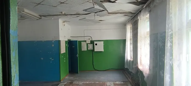 Встроенное помещение в жилой дом (магазин)