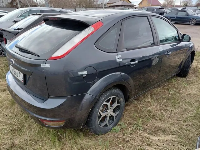 Автомобиль марки  Ford Focus (418) \ HYUNDAI SONATA (767)