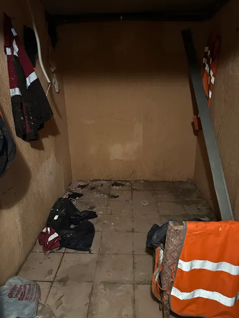 Нежилое помещение 349,8 кв.м, расположенное по адресу: Курская область, г. Курск, ул. Магистральная, д. 17, комнаты № 10-12 подвала