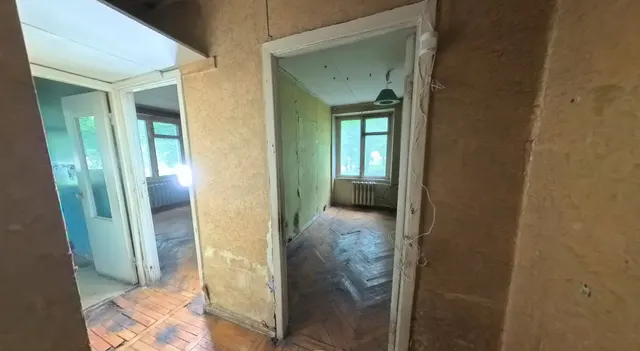 Продажа имущества, находящегося в собственности города Москвы: жилое помещение по адресу: г. Москва, ул. Академика Скрябина, д. 5, корп. 1, кв. 5,  общей площадью 37,5 кв. м. (Этаж № 1), кадастровый номер: 77:04:0002013:5088