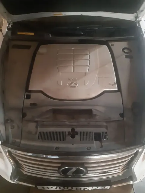 Транспортное средство Lexus LS 460, 2015 года выпуска, идентификационный номер VIN JTHDL46F805007372, цвет - белый, государственный регистрационный номер О900ВК75.