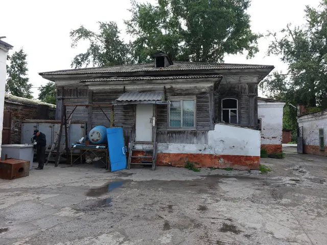 Объект культурного наследия регионального значения      «Дом, где в 1939-1941 гг. жил Герой Советского Союза Лебеденко Николай Фёдорович», расположенный по адресу: Красноярский край, г. Ачинск, ул. Партизанская, 18.