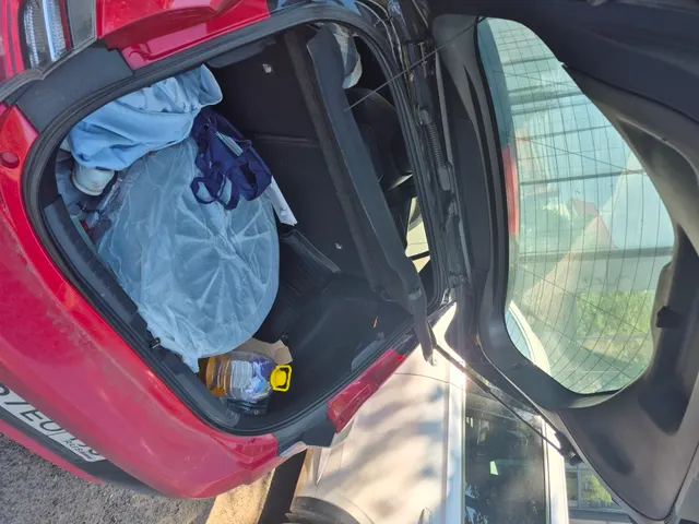 Д-к ООО «Миллион окон». А/м TOYOTA COROLLA, г/в 2019, г/н О167ЕО193, VIN SB1K93BE60E073762. Обременение: арест, н/ц 1 472 700,00 руб., з-к 294 540,00 руб., ш/а 14 727,00 руб.