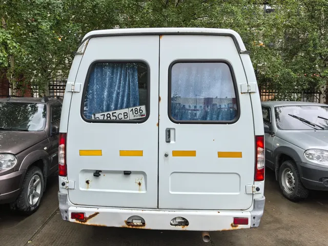 ГАЗ-32213