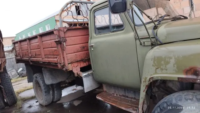 Автомобиль ГАЗ САЗ-3507, 1986 года выпуска, идентификационный № отсутствует, № двигателя отсутствует, шасси № отсутствует,  регистрационный  № С 493 ЕС 124